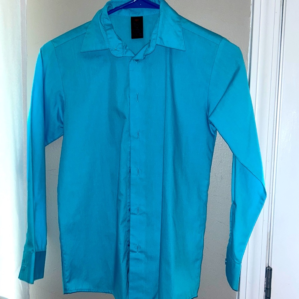 Dockers botton down shirt for boys size 10 good condition